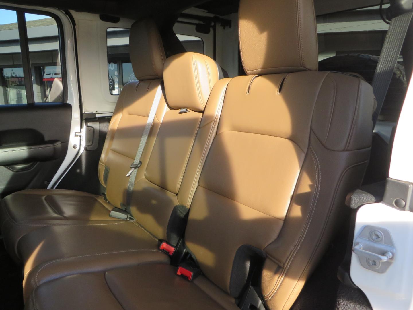 2020 White /TAN Jeep Wrangler Unlimited Rubicon (1C4HJXFG8LW) with an 3.6L V6 DOHC 24V FFV engine, 6A transmission, located at 2630 Grass Valley Highway, Auburn, CA, 95603, (530) 508-5100, 38.937893, -121.095482 - 3" Zone offroad suspension system, Fox adventure series shocks, rocksliders, Teraflex HD tire relocation, Mopar HD tailgate hinge, 17" KMC wheels, and 37" BFG KO2 tires. - Photo#40